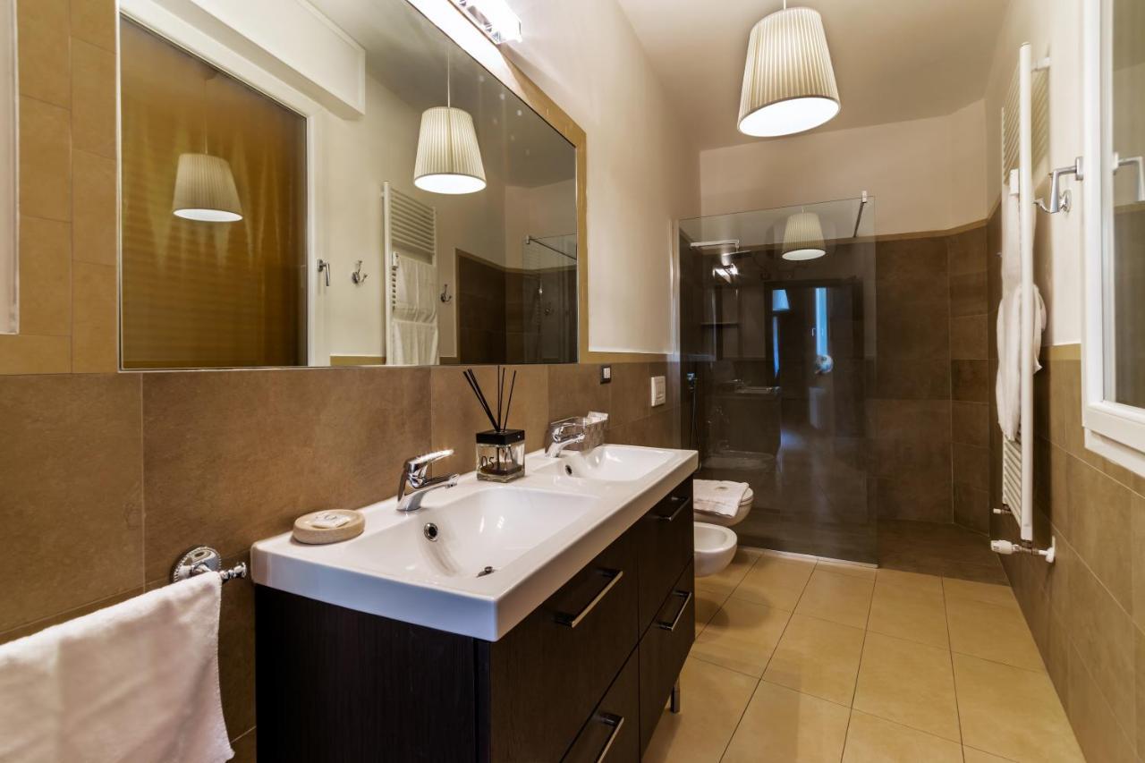 051 Room & Breakfast Болонья Экстерьер фото