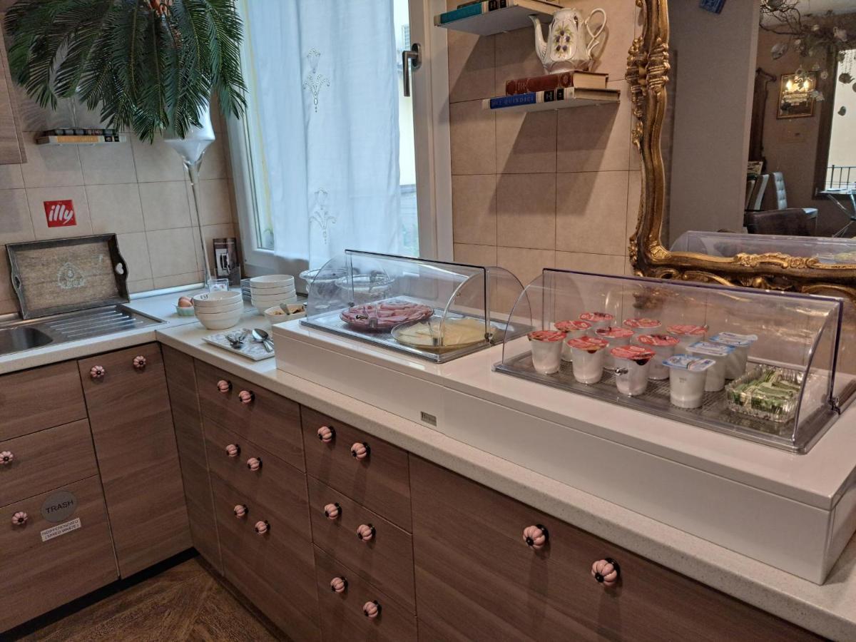 051 Room & Breakfast Болонья Экстерьер фото